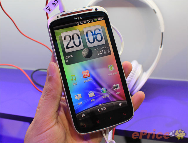 裸眼 3D/魔音定制/女性手机齐亮相　HTC 五款新机抢先体验