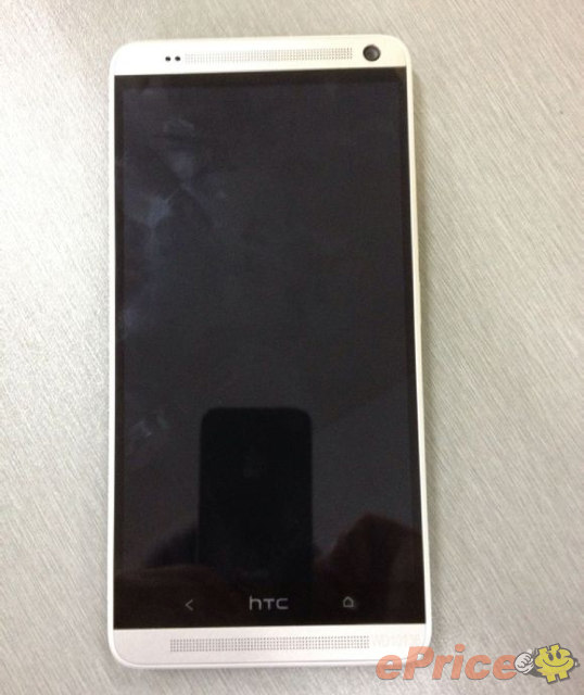 超窄邊框設計！5.9 寸 HTC One Max 真機䜓照曝光