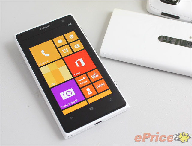 //timgm.eprice.com.tw/cn/mobile/img/2013-08/21/4515470/hichong_3_Nokia-Lumia-1020_42a7ad4351e166dfeb391b764a1696bf.jpg