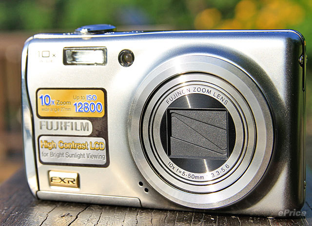 十倍低雜訊！ Fujifilm Finepix F70 EXR評測