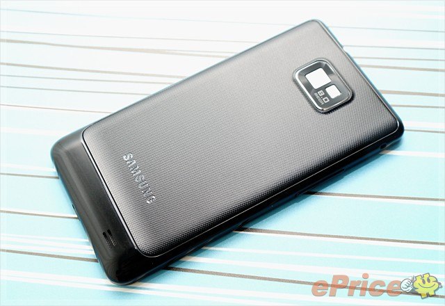 Sensation VS. Galaxy S II（上）：外型、效能、照相
