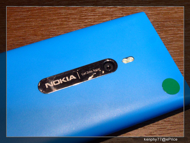 //timgm.eprice.com.tw/tw/mobile/img/2011-11/27/4706985/kenphy77_2_Nokia-Lumia-800_f14747321798259c3810b8afdbf52ac1.jpg