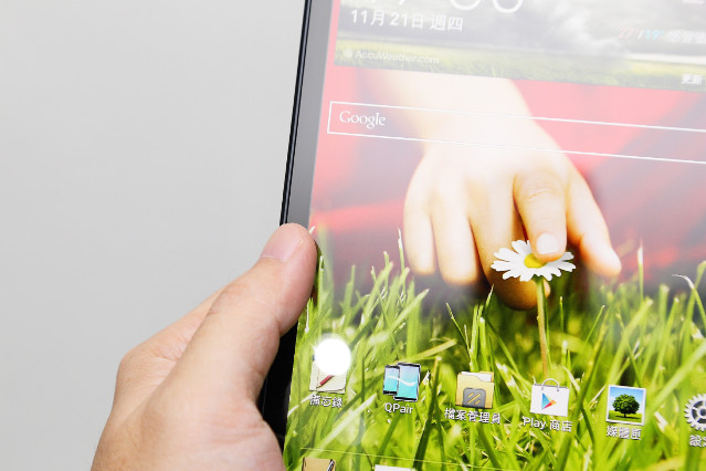 纖巧 LG G Tablet 8.3，Full HD IPS 螢幕超享受 - 6