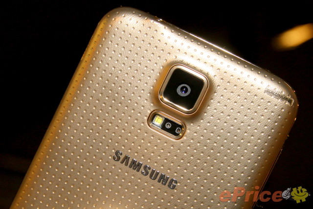 對尬 Sony Z1：Samsung Galaxy S5 相機功能深入測試