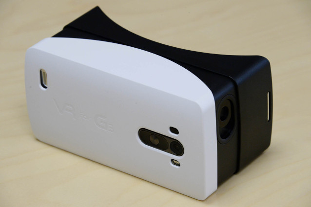 LG電子與Google攜手合作推出創新產品LG G3專屬VR虛擬視鏡，讓使用者可以在Google Play商店下載並體驗各種和VR相容的應用程式及遊戲。.jpg