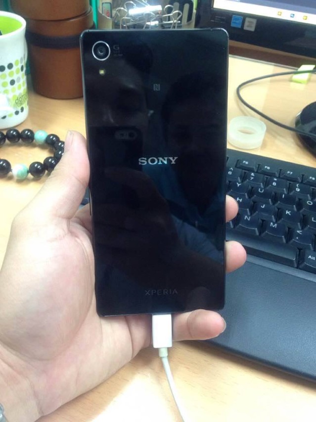 SONY-XPERIA-Z4-4.jpg