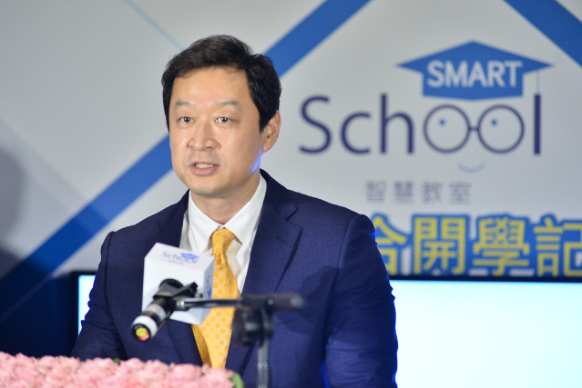 4. 台灣三星電子總經理李載燁表示「將15所智慧教室學校打造為地區性的數位學習中心，來積極回應政府對數位學習活化教學的政策，未來將持續與教育部、....jpg