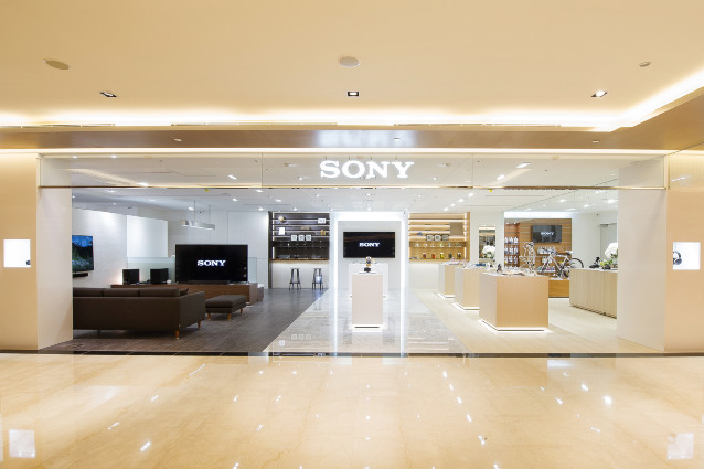 6.Sony Store台北信義直營店今日開幕，為全亞洲首間Sony 概念店，以「A life with Sony」為設計核心。.jpg