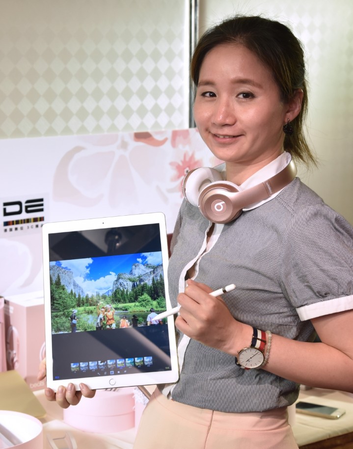 【新聞照片】德誼數位於母親節推出預購iPad Pro 9.7吋或12.9吋，即可8折優惠加購粉色Beats Solo 2耳罩式耳機.JPG