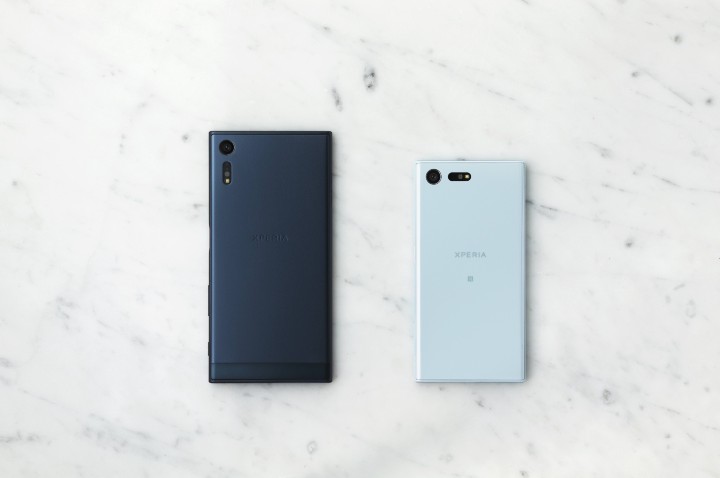 1.Sony Xperia XZ與Xperia X Compact 推出時尚新色，靈感汲取於大自然，分別推出「澗水藍」與「天瓷藍」。.jpg