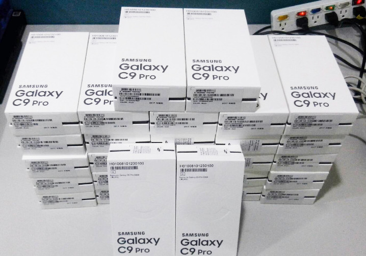三星 Galaxy C9 Pro 正式到貨 + 簡單開箱分享
