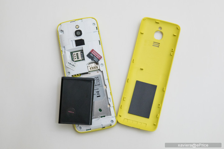 Nokia 8110 4G 07.jpg