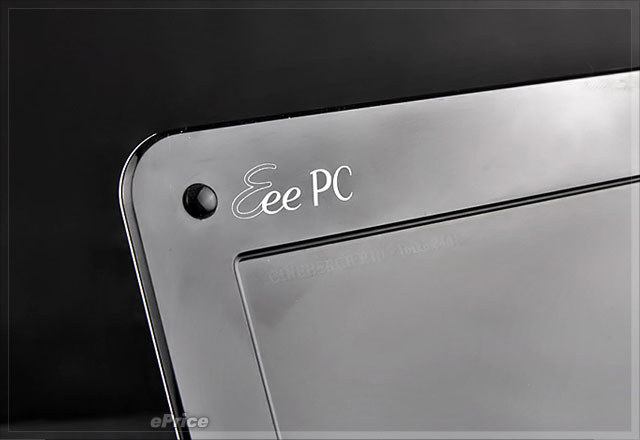 11 吋大貝殼機 Eee PC 1101HA 省電又能玩超頻! 11 吋大貝殼機 Eee PC 1101HA 省電又能玩超頻!