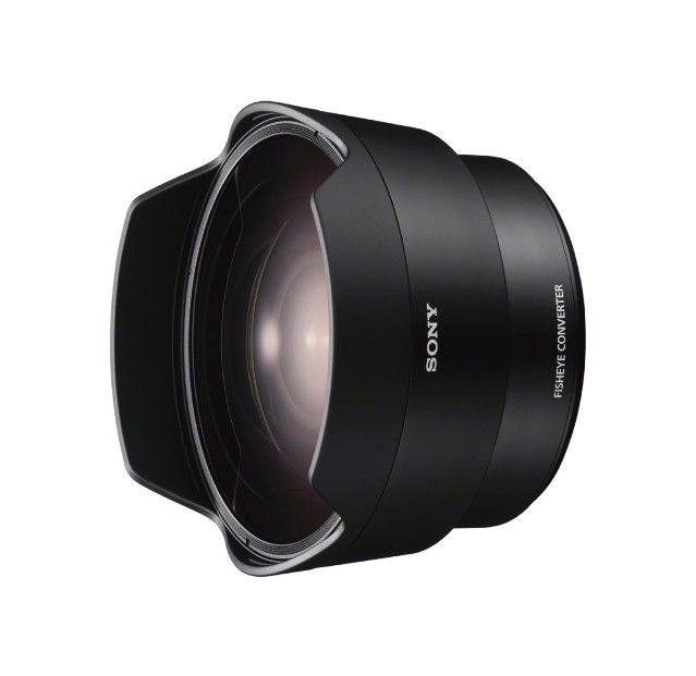 Sony 魚眼效果轉接鏡【SEL057FEC】可提供16mm 180°視角的生動魚眼攝影效果，創作更添趣味.jpg
