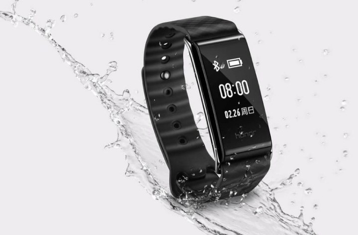 Honor-Band-A2-IP67-water-resistant-768x503.jpg