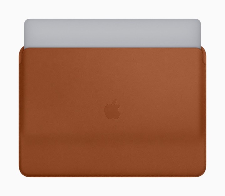 New_Apple_MacBook_Pro_Leather_Sleeves_07122018.jpg