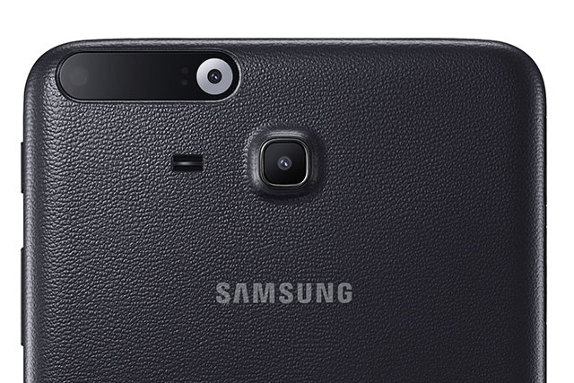 Samsung-Galaxy-Tab-Iris-Camera.jpg
