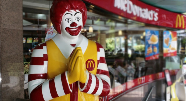 是不是有在吃月饼的习惯,但泰国麦当劳日前确实推出了四种款式的月饼