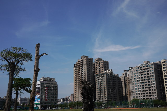 [技巧研討] 夏日晴空，怎麼拍最湛藍？