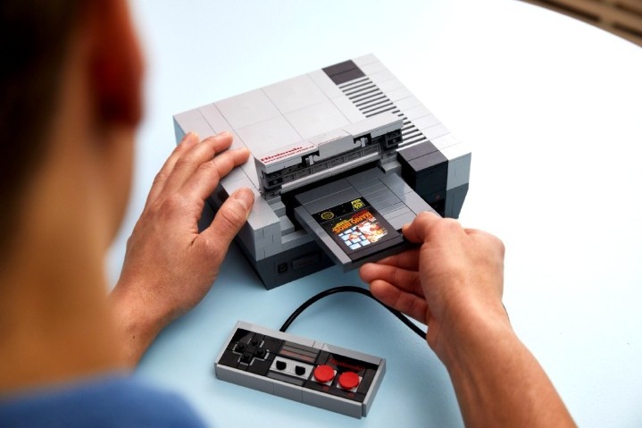 71374-LEGO-Nintendo-Entertainment-System此款原型為任天堂經典主機Nintendo-Entertainment-System，並由樂高精細還原主機細節.jpg