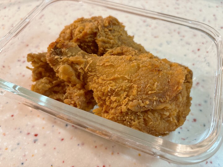 【食記】租屋處聚餐隨便買炸雞，現炸口感意外不錯的一次經驗