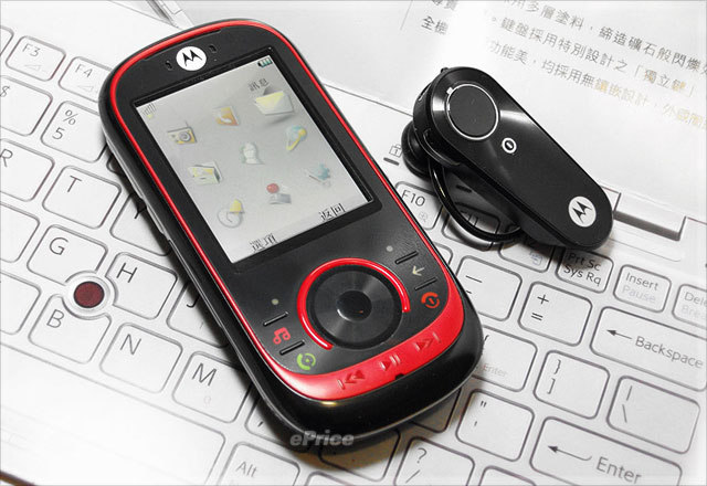[速測] MOTO EM35 新世代音樂機～親手玩