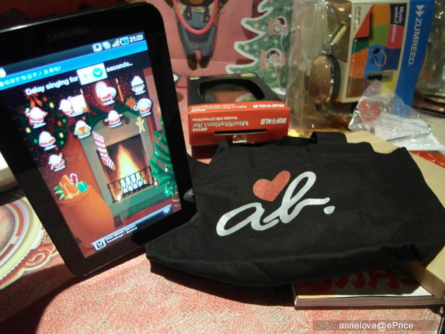 //timgm.eprice.com.tw/tw/mobile/img/2011-02/10/4576454/annelove_2_Samsung-Galaxy-Tab_a16d7a3e8f464933a214ca57ebf75002.JPG