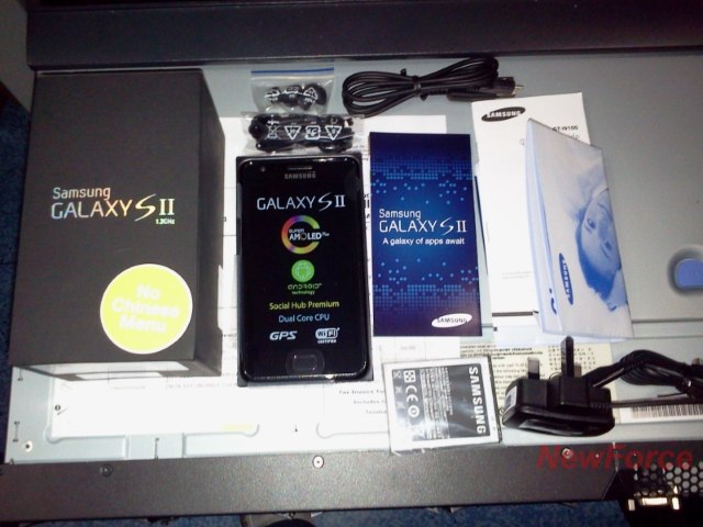 //timgm.eprice.com.tw/tw/mobile/img/2011-06/28/4636815/NewForce_1_Samsung-i9100-Galaxy-S-II-16GB_e128ca36115c651be18f719d98ed43af.jpg