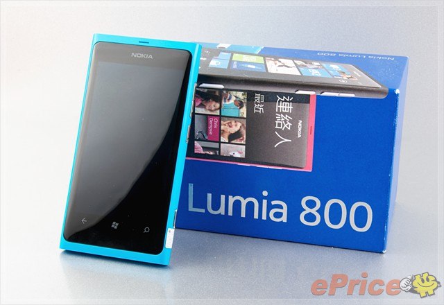 //timgm.eprice.com.tw/tw/mobile/img/2011-12/20/4717276/tunacat_3_Nokia-Lumia-800_1893bec760cbc8bee93cb734a19910c1.jpg