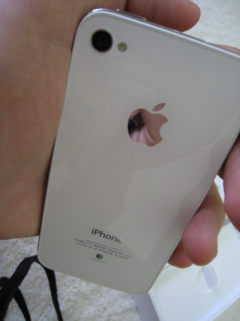 //timgm.eprice.com.tw/tw/mobile/img/2012-01/26/4730591/alex0722_1_Apple-iPhone-4S-16GB_1abf0f29a5c7c3d9849c01798daa91ca.JPG