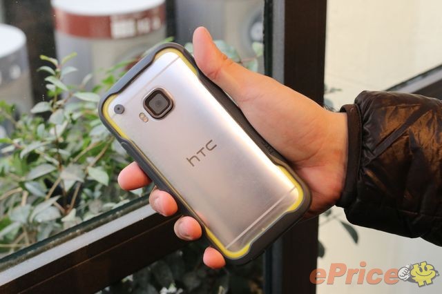 HTC One M9 防水防摔保護殼、Dot View 2 現身