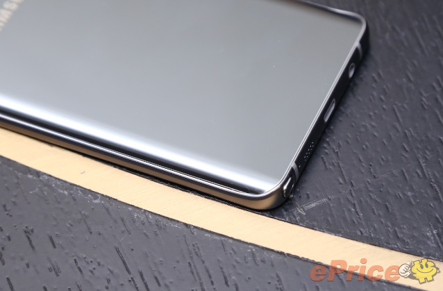 窄邊框、雙曲面美背！三星 Galaxy Note 5 實機搶鮮看 
