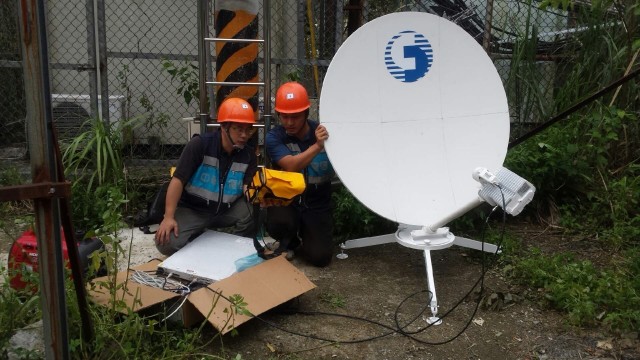 1040810-中華電信搶進烏來架設衛星傳輸基地台提供手機通信.jpg