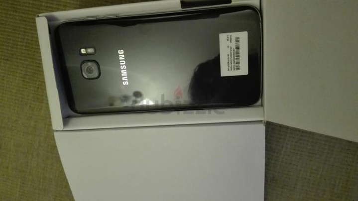 Purported-Galaxy-S7-Edge-leaks-in-Dubai-with-prices-and-box-contents (1).jpg