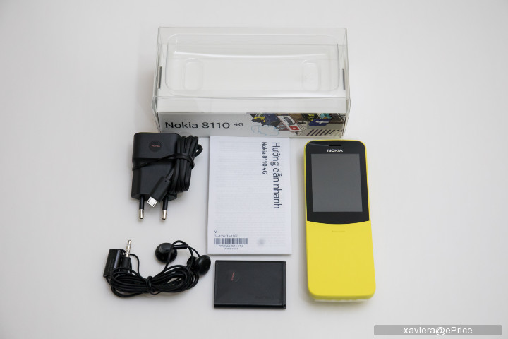 Nokia 8110 4G 03.jpg