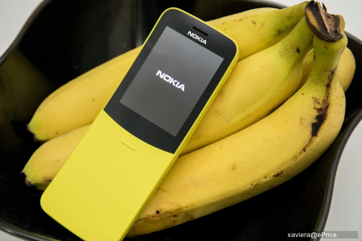 Nokia 8110 4G 01.jpg