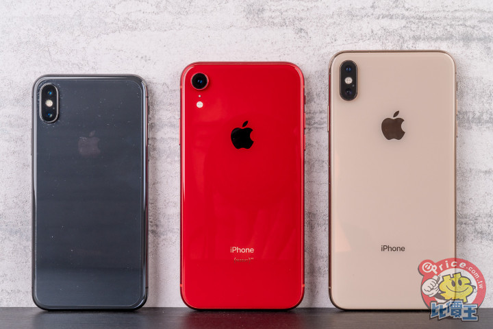 iPhone XR (PRODUCT) RED 紅色版開箱與效能測試！它和Xs、Xs Max 有