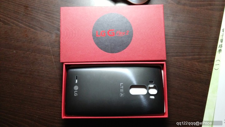 單機價 24,900 元，LG V40 ThinQ 1/30 全面在台開賣