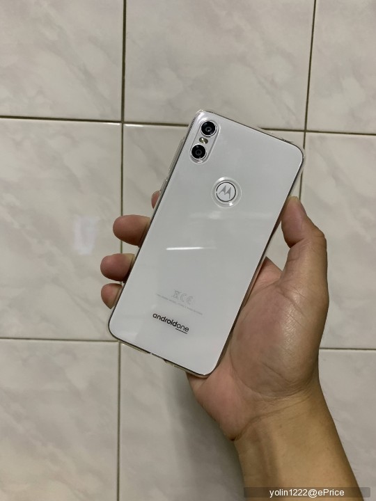 Moto one功能完整荷包省：快充/ NFC/ 杜比音效/雙鏡頭/Google防護手機安全無死角