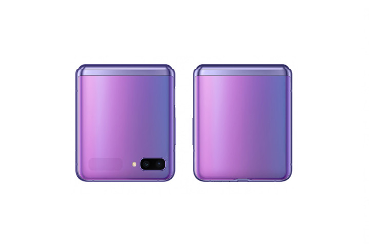 02_002_galaxyzflip_mirror_purple_folded_composite.jpg