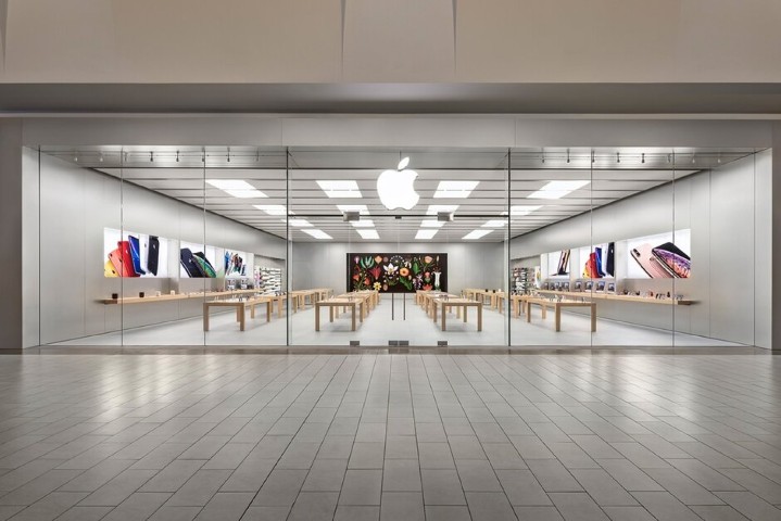 Some-Apple-Stores-could-reopen-this-weekend.jpg