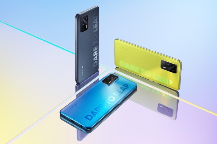 realme-q3-1.jpeg