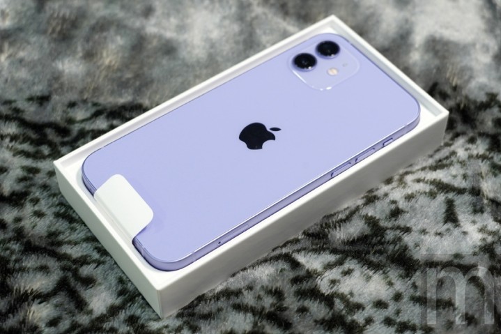Iphone 12 紫色款動眼看 與iphone 11 紫色不一樣的視覺質感 Eprice 行動版