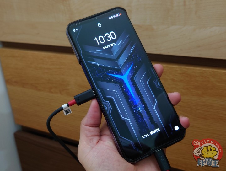 Lenovo 電競旗艦代表Legion Phone Duel 2 外觀、遊戲、電力、性能