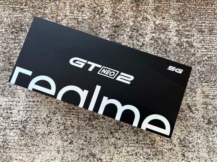 realme GT Neo 2 簡單開箱：大電池大螢幕我就爽