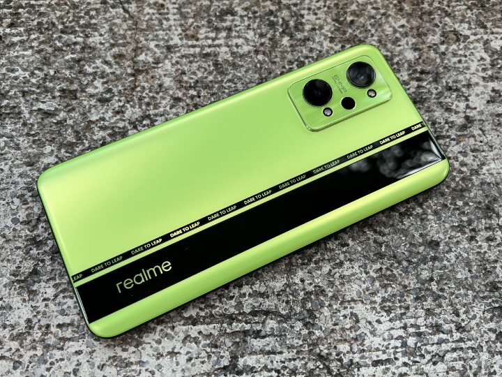 realme GT Neo 2 簡單開箱：大電池大螢幕我就爽