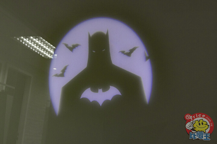 暗夜裡的騎士　ROG Phone 6 蝙蝠俠版開箱圖賞