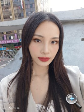 The vivo V21s 5G selfie artifact reappears, take it to Zhongshan Station to take pictures of Pokémon and Christmas decorations!