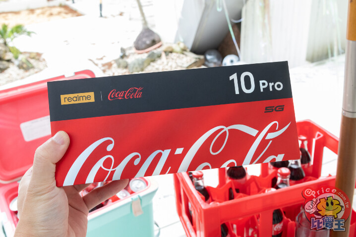 可樂迷只能遠觀的極品　realme 10 Pro 5G 可口可樂限定版 (Coca-Cola Edition) 台灣實機亮相