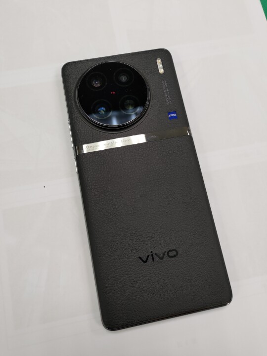 vivo X90 Pro 把1吋感光元件威力發揮極致的手機
